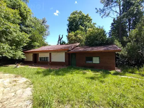 Venta Casa a refaccionar 4 ambientes, lote de 1460 m2, Sakura,Exaltación de la Cruz, SE FINANCIA 50%