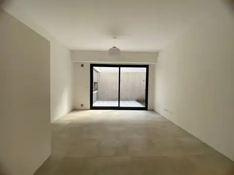 Depto Tipo Casa en Alquiler de 1 dormitorio