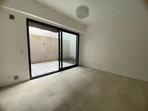 Depto Tipo Casa 2 ambientes con 1 baño