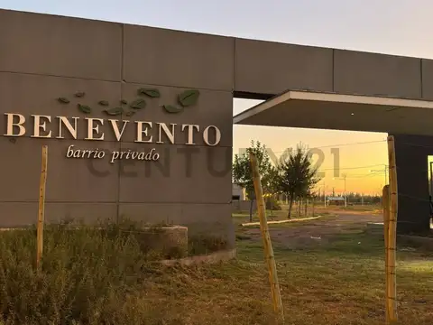 DOS TERRENOS A LA VENTA EN BARRIO BENEVENTO