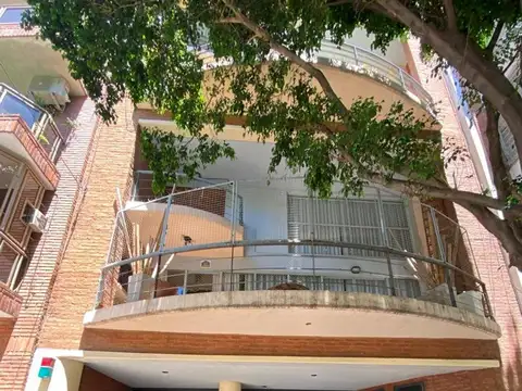 DEPARTAMENTO 2 y 1/2 AMBIENTES, BAULERA Y BALCÓN 