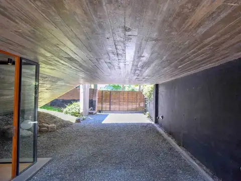 Depto Tipo Casa en Venta en Estrada, USD 185.000