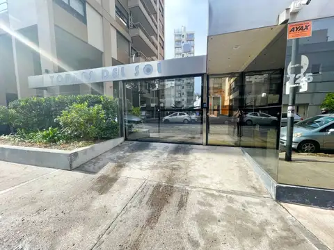 VENTA COCHERA FIJA Y CUBIERTA FLORES