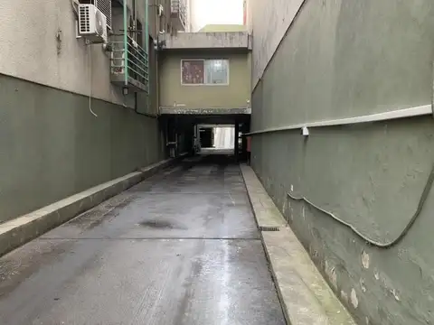 VENTA COCHERA BARRIO BALVANERA