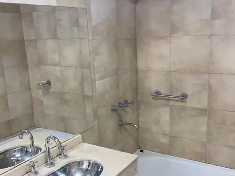 Departamento en Venta en Zona Centro, USD 80.000
