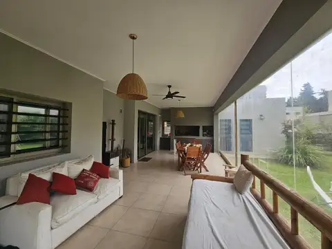 Eduardo Suarez 100