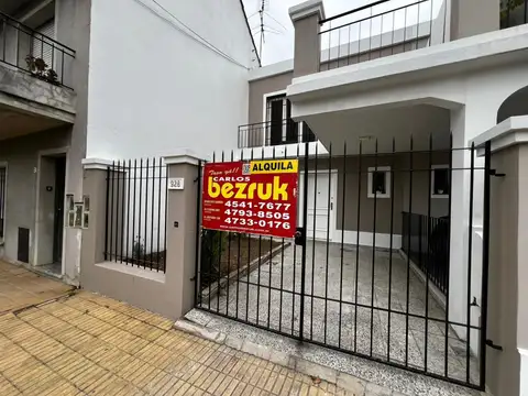 Duplex 3 ambientes en alquiler en Martinez