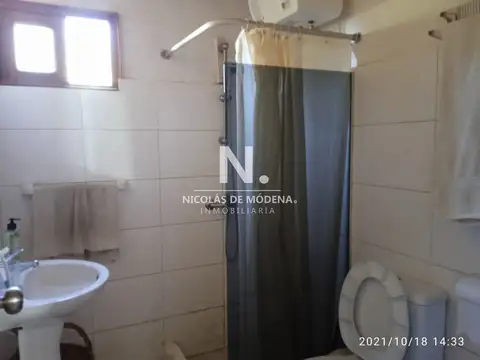 Casa 3 ambientes con 1 baño