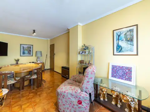 Departamento 4 ambientes con 2 baños