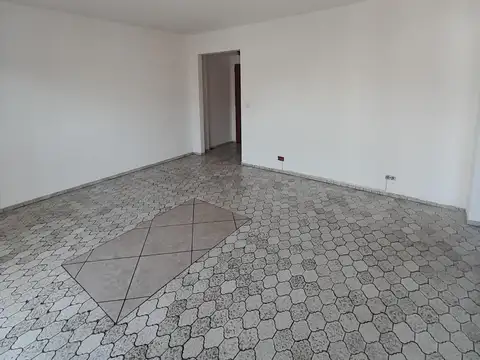 Tacuarí al 1300, 8º piso