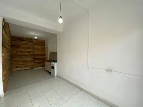 PH 2 AMBIENTES CON PATIO - ALQUILER