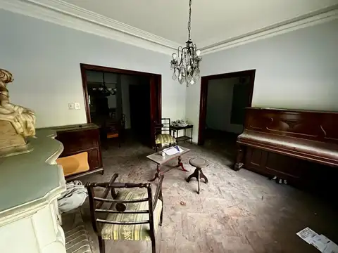 Casa en Venta con 1 cochera