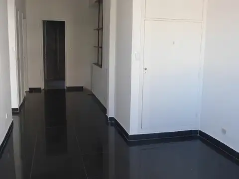 Depto Tipo Casa en Alquiler de 2 dormitorios