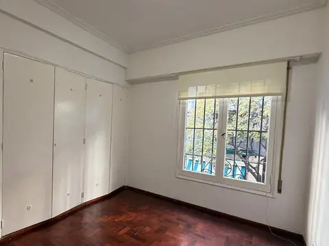 DEPARTAMENTO DE TRES DORMITORIOS POR ESCALERA VENTA CONFORT CENTRO ROSARIO