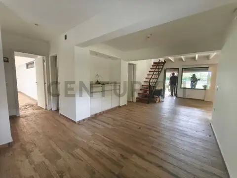 SE ALQUILA CASA EN FINCAS DEL SUR II