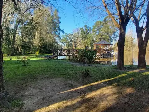 Rio / Arroyo Carapachay El Encuentro 100