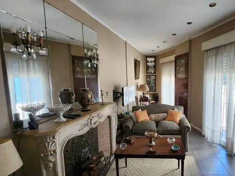 Depto Tipo Casa en Venta 29 años