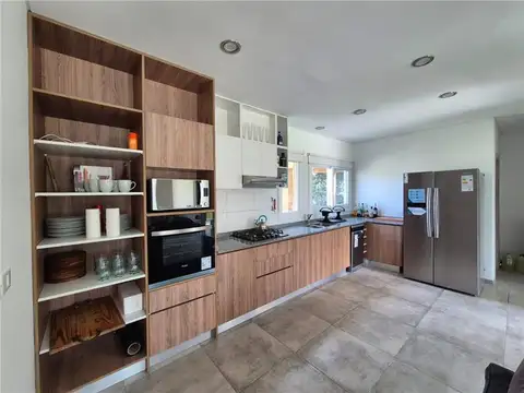 Casa en Alquiler Temporal en Ezeiza, USD 5.500