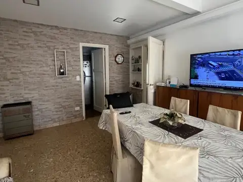 Depto Tipo Casa en Venta en La Perla Sur, USD 85.000