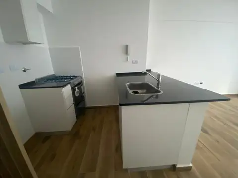 Departamento en Alquiler en Barrio Naón, $ 900.000
