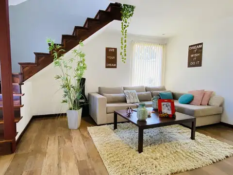 VENTA | EXCELENTE PROPIEDAD DE 4 AMBIENTES | CLUB DE CAMPO HARAS DEL MAR