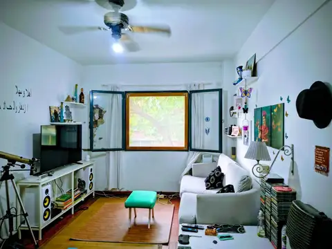 Zañartú 1500, Piso 1