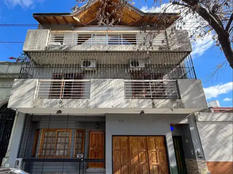 VENTA PH PARQUE CHACABUCO 5 AMB QUINCHO COCHERA