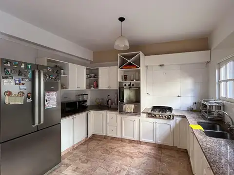VENTA PH PARQUE CHACABUCO 5 AMB QUINCHO COCHERA