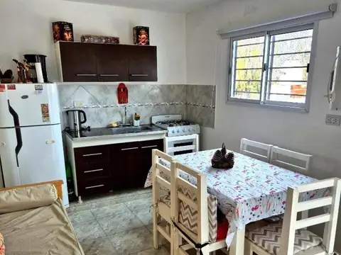 Depto Tipo Casa 2 ambientes con 1 baño