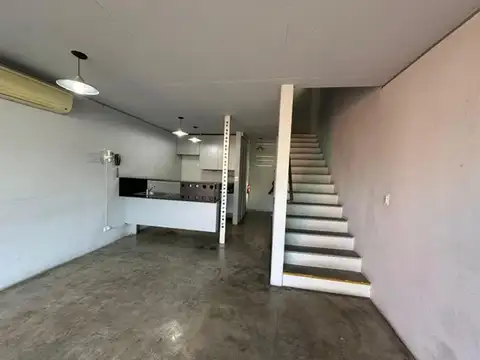 Depto Tipo Casa en Venta con 4 cocheras