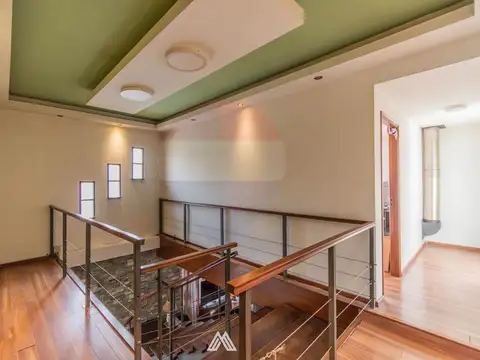 Se VENDE CASA 3 DORMITORIOS EN COLON