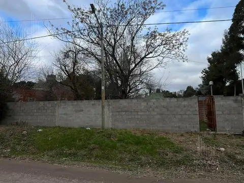 Terreno en Venta 20  mts Fondo