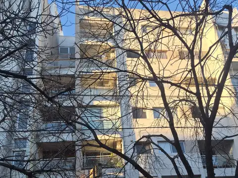 Helguera 3400, Piso 5
