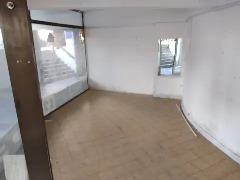 Local cèntrico en Alquiler