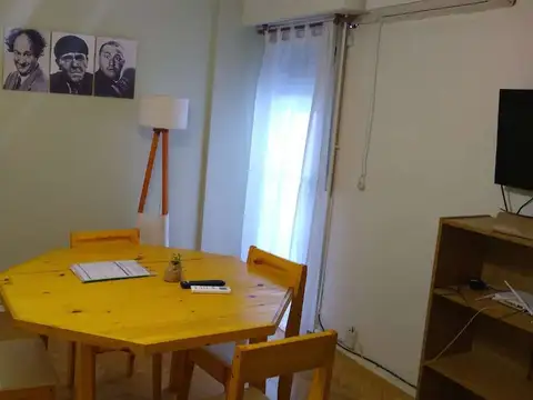 Pres Jose E Uriburu 200, Piso 2