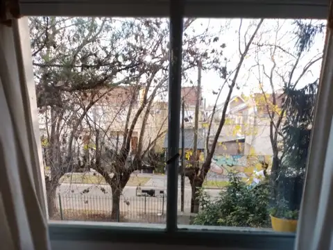 Calle 134 entre 10 y 11 , Piso 1