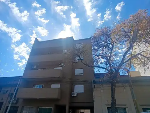 Departamento 1 dormitorio en alquiler, en el corazón de Candioti Sur