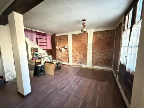 Depto Tipo Casa en Venta al Este