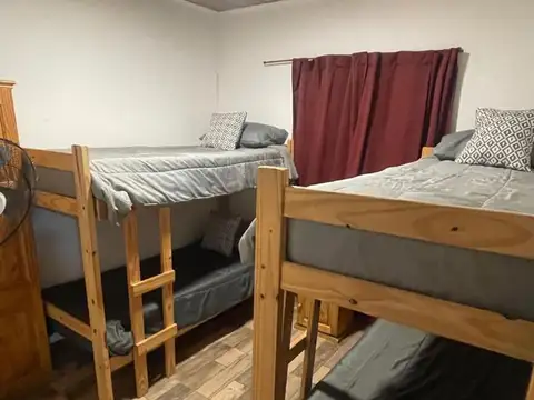 Casa 4 ambientes con 1 baño