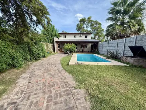 Casa en Funes