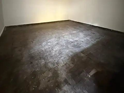 Depto Tipo Casa en Venta en Saavedra, USD 78.000