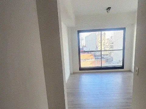 Solis 600, Piso 6