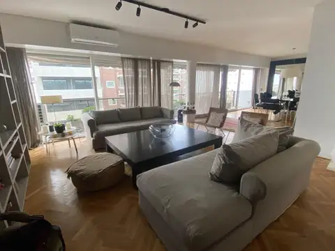 Departamento en Venta de 4 dormitorios