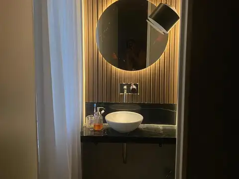 Departamento 5 ambientes con 3 baños