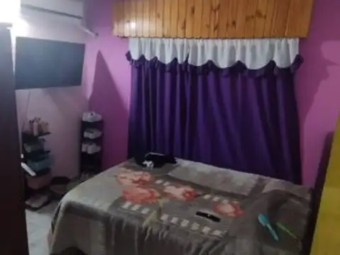 Amadeo Sabatini 2042 , Piso 0