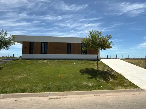 63 7800