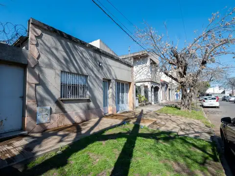 Remax vende casa APTA A CREDITO