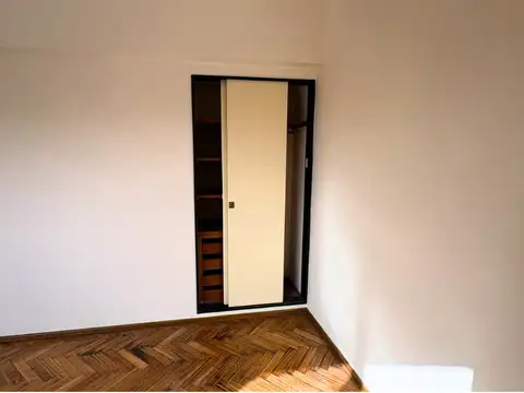 Departamento en Alquiler en Monserrat, $ 450.000