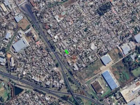 Avellaneda e/ Carlos Tejedor y Colectora Este Ramal Escobar