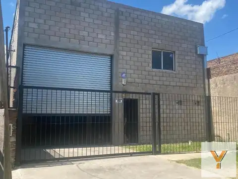 Depósito en alquiler - 372mts2 - Ricardo Rojas